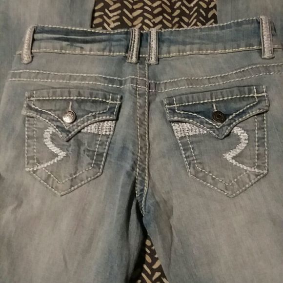 REVOLT Jeans -- Y2K Mid-rise Bootcut Jeans - Picture 4 of 8